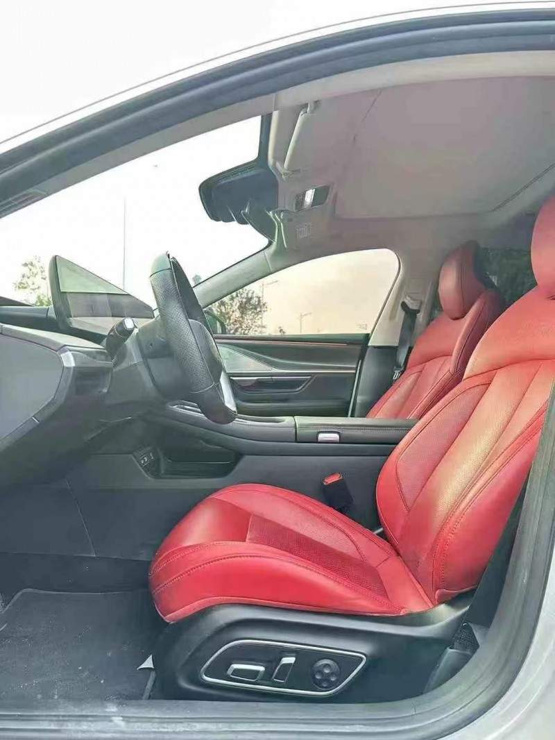 廣州23年小鵬汽車p76