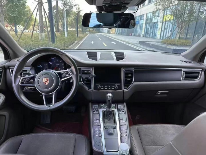 長沙17年保時捷Macan4
