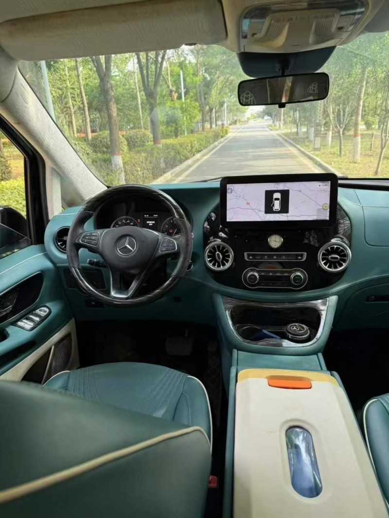 淄博21年奔驰威霆4