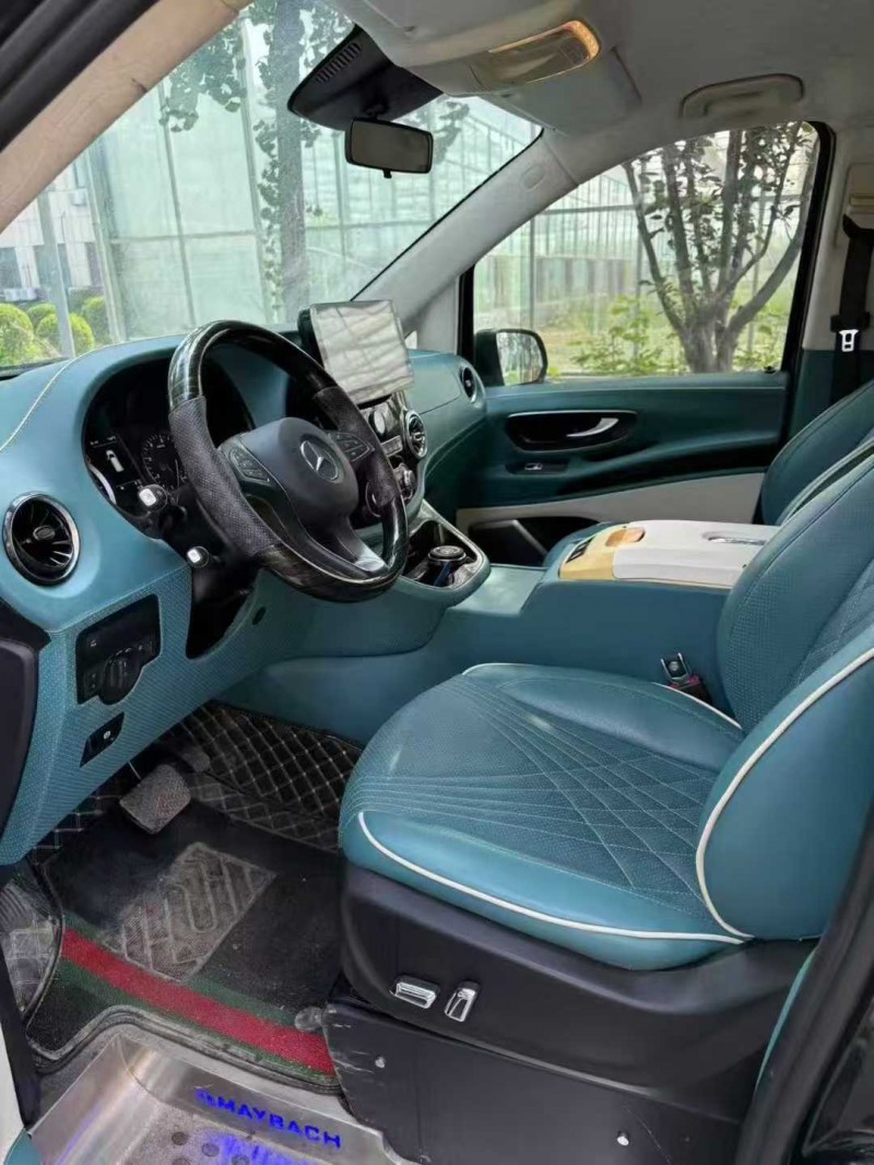 淄博21年奔驰威霆5