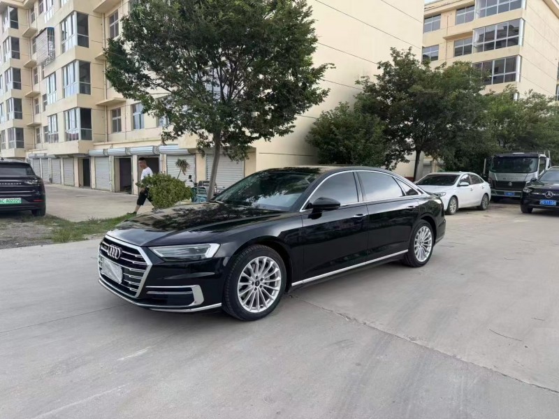 徐州22年奥迪A8L2