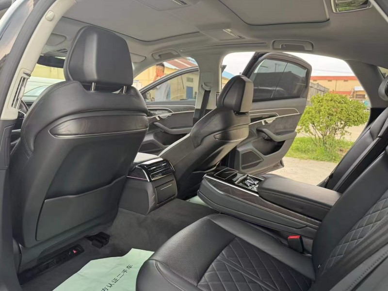 徐州22年奥迪A8L8