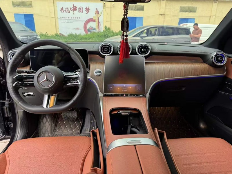 徐州23年奔驰GLC7