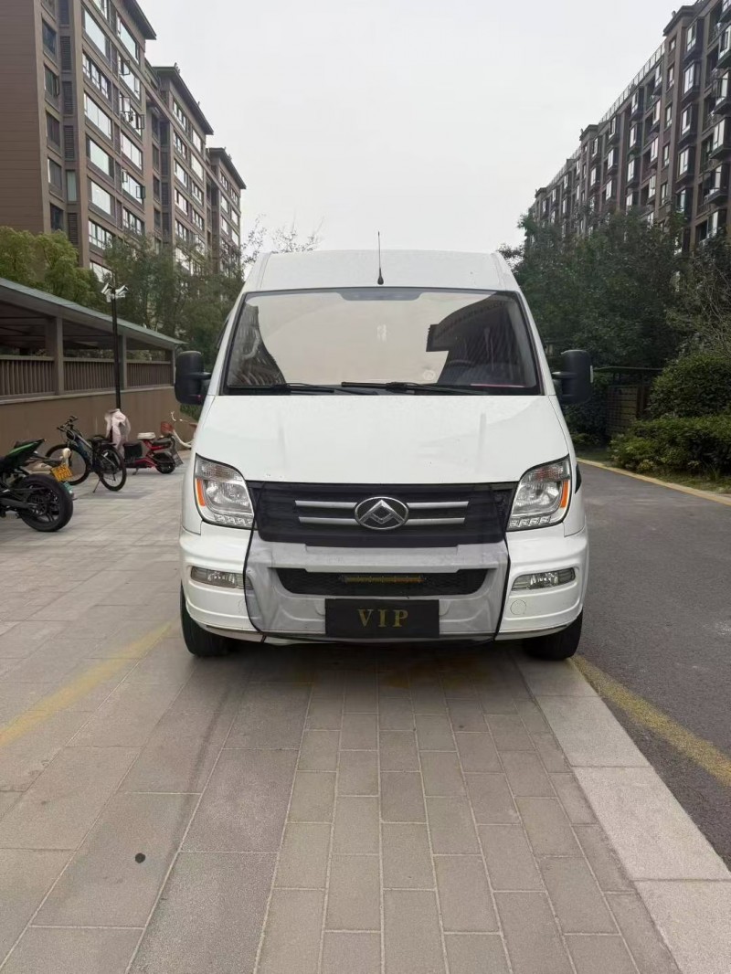 徐州23年大通V801