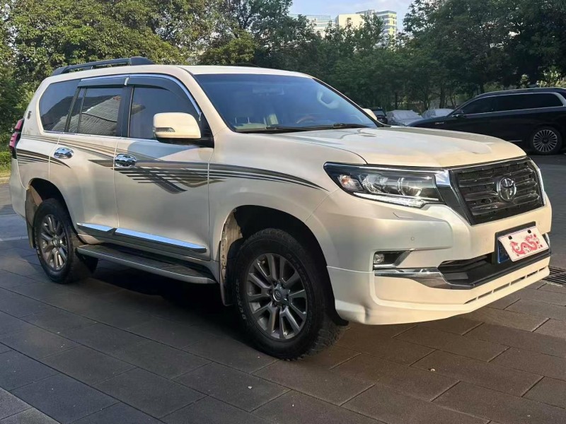 佛山19年豐田普拉多2