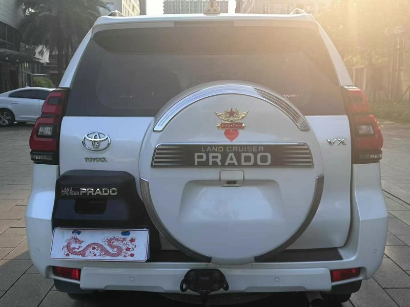 佛山19年豐田普拉多9