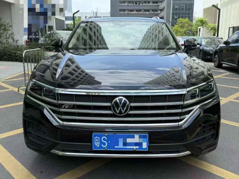 深圳21年大众途锐1