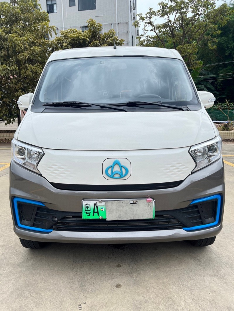 中山24年長安汽車跨越1