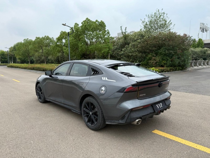 盐城23年长安汽车UNI9