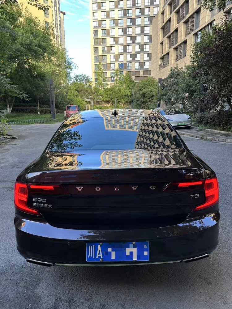 成都18年沃爾沃S908