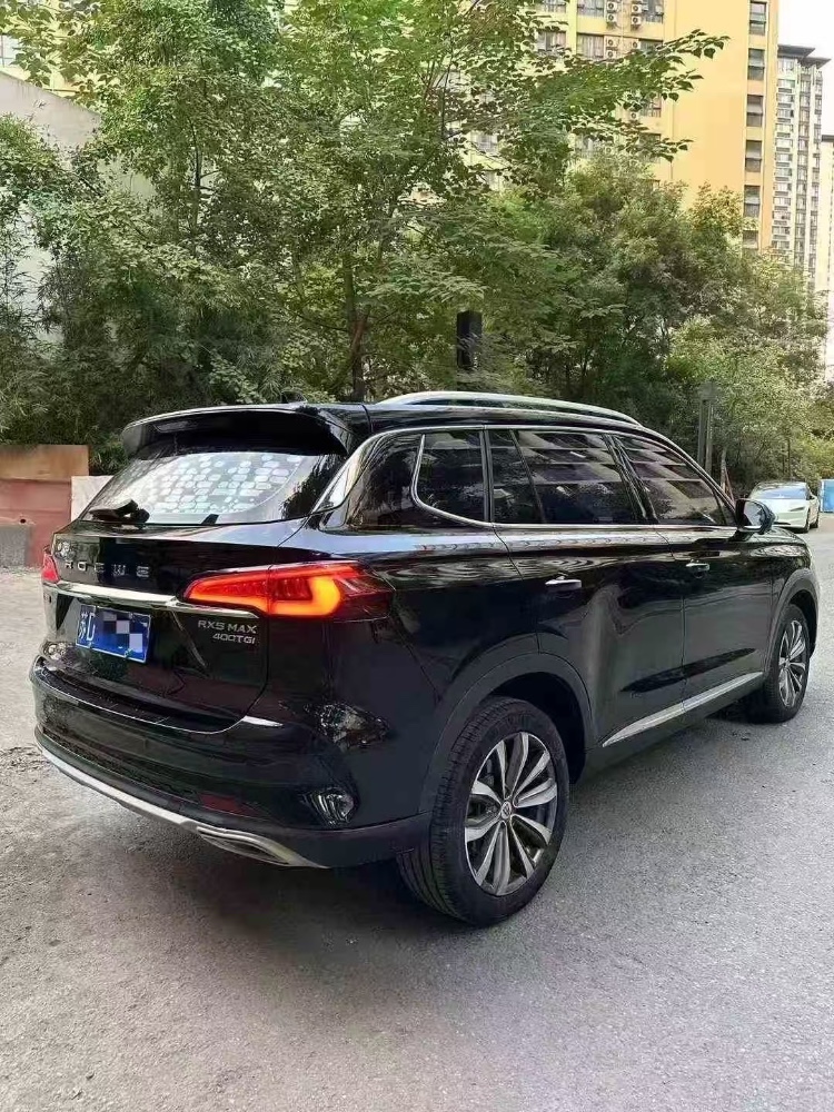 成都20年榮威RX59