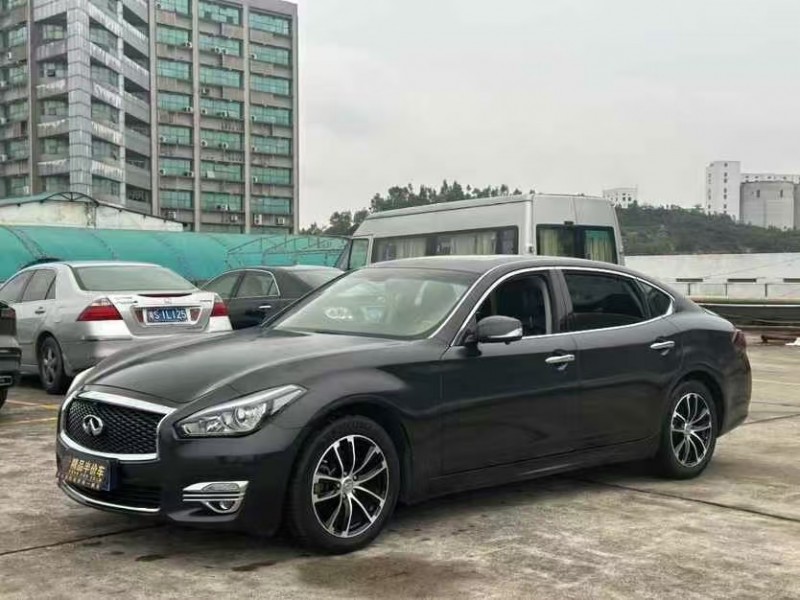 東莞18年英菲尼迪Q705