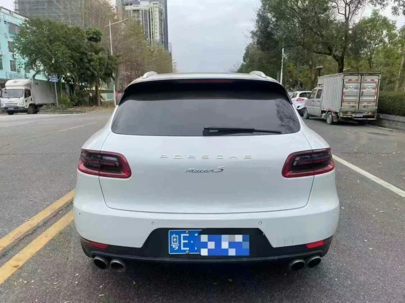 廣州15年保時捷Macan9