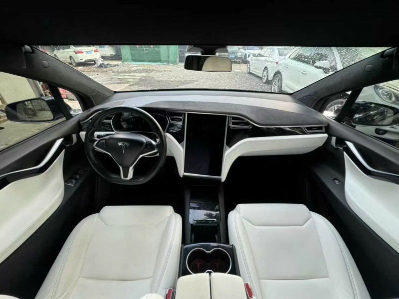 廣州18年特斯拉MODEL X8