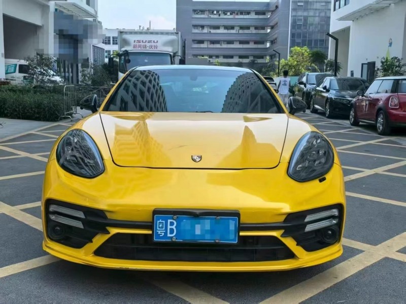 廣州11年保時捷帕拉梅拉1