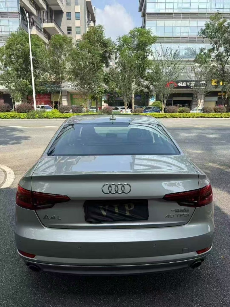 肇慶17年奧迪A4L9