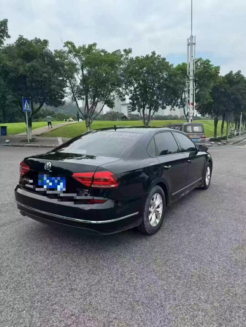 重慶18年大眾帕薩特8