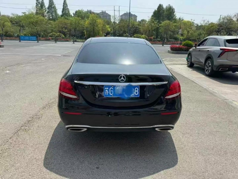 淮安19年奔驰E9