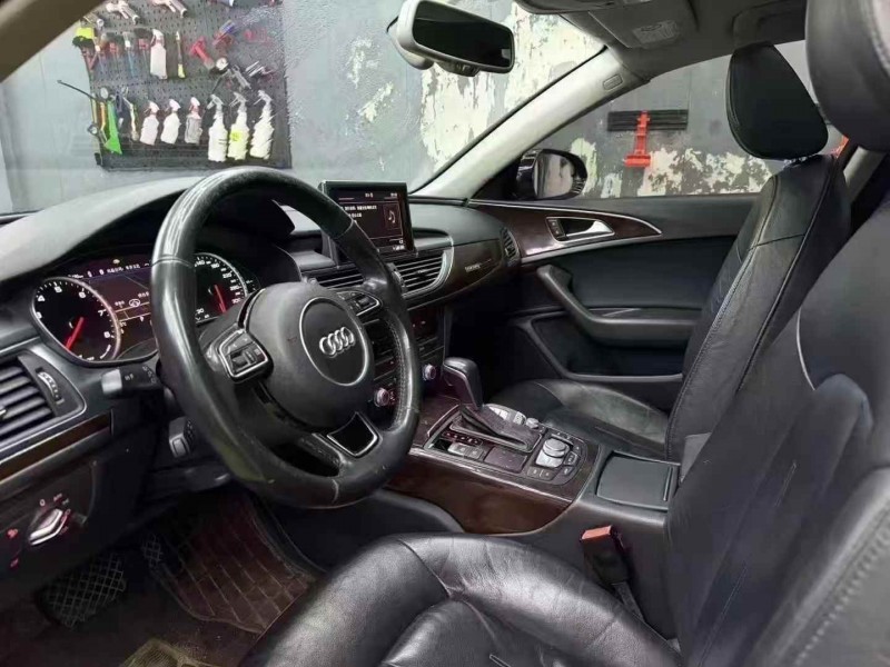 济宁16年奥迪A6L5