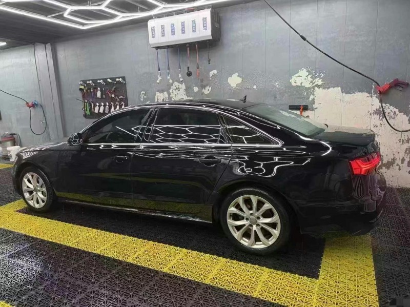 济宁16年奥迪A6L9