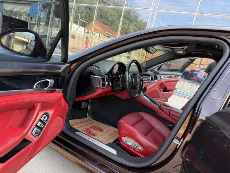 徐州16年保時捷帕拉梅拉4