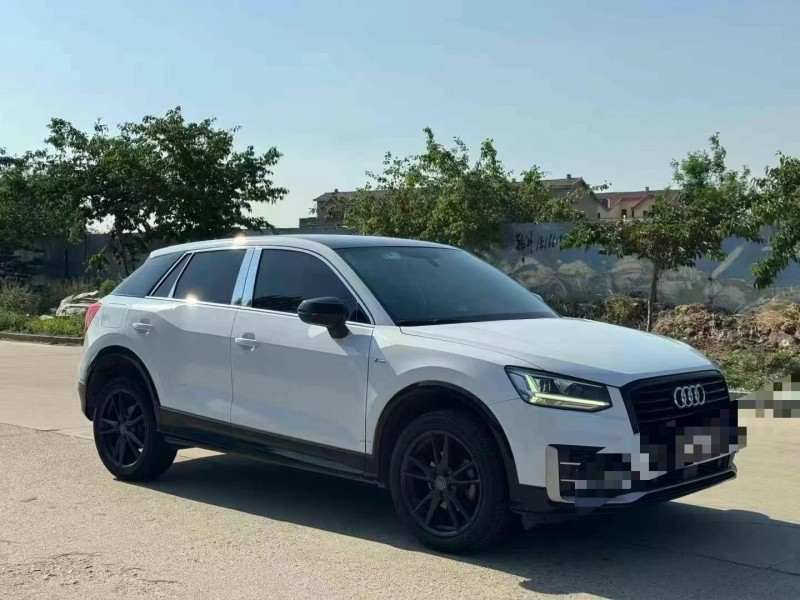 青岛19年奥迪Q23