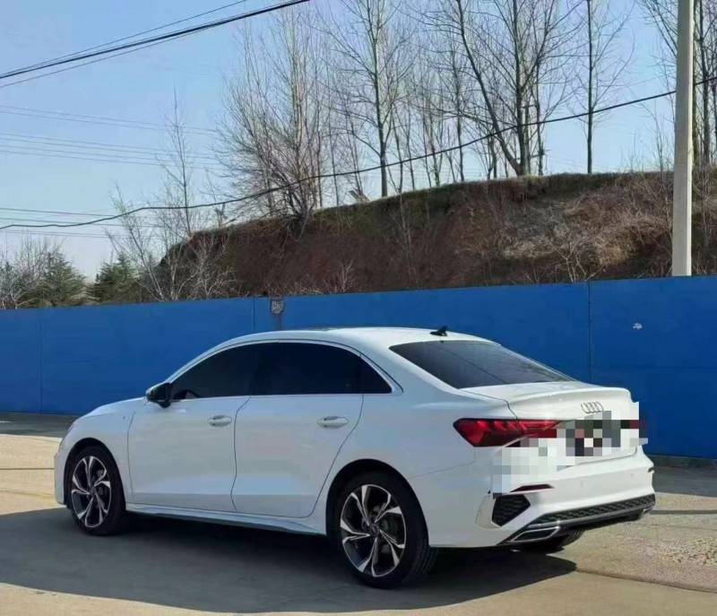 青岛23年奥迪A37