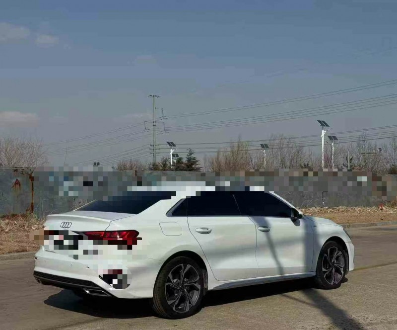 青岛23年奥迪A38