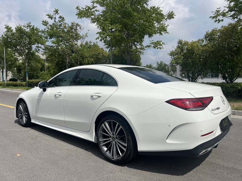 盐城21年奔驰CLS8