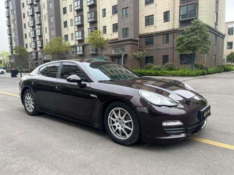 徐州12年保時捷帕拉梅拉3