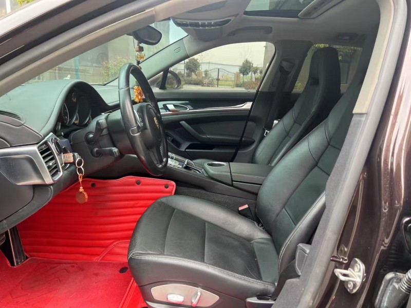 徐州12年保時捷帕拉梅拉4