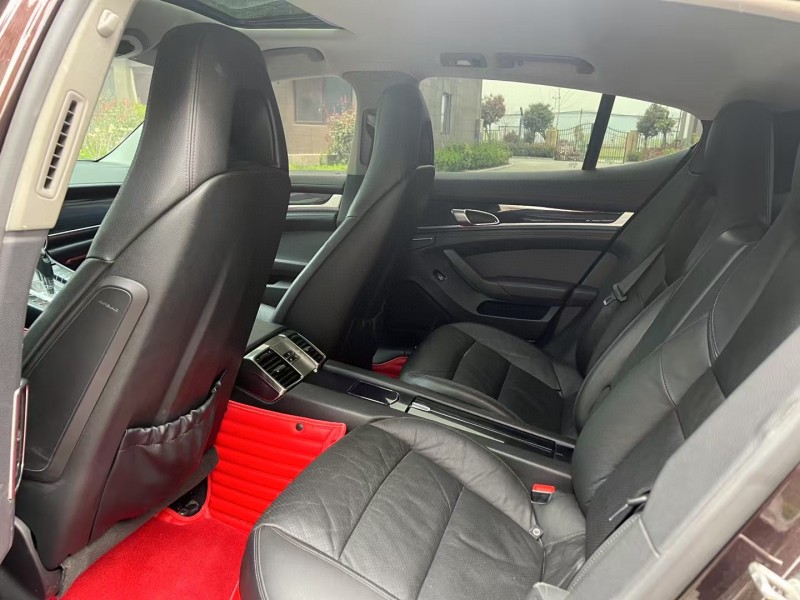 徐州12年保時捷帕拉梅拉6