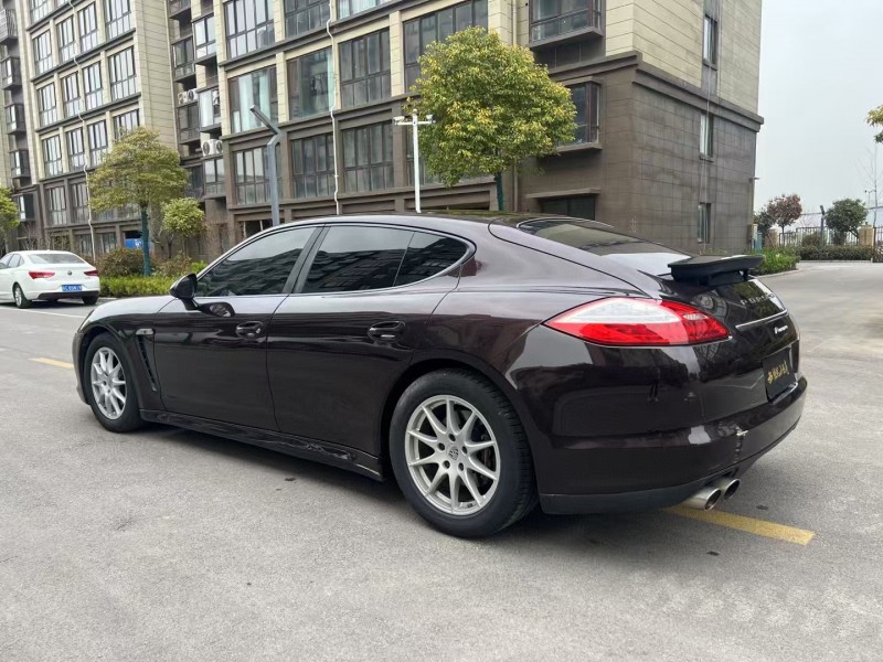 徐州12年保時捷帕拉梅拉8