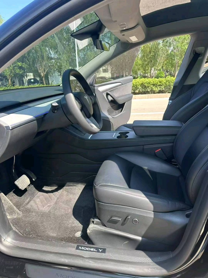 濟寧24年特斯拉MODEL Y5