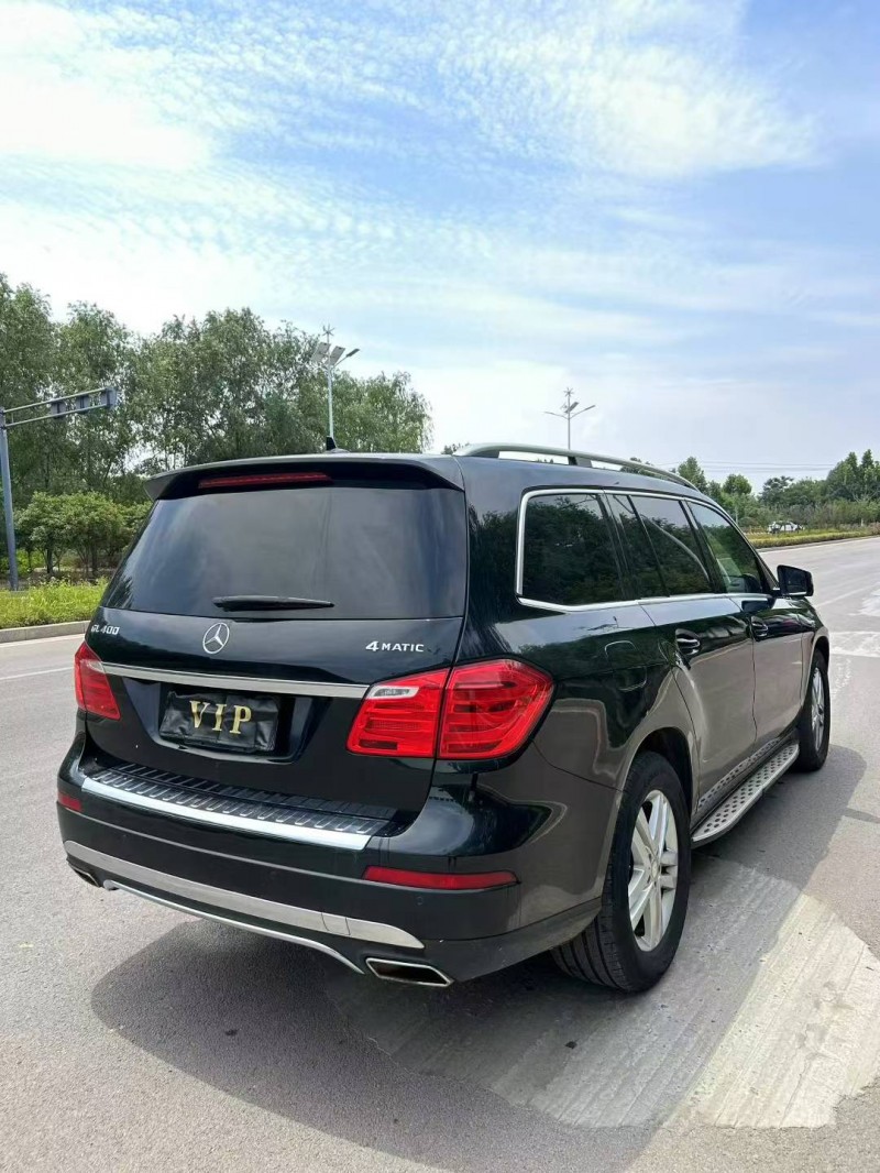 潍坊16年奔驰GL9