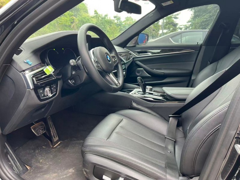 南宁18年宝马5系4