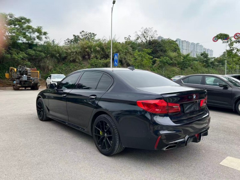 南宁18年宝马5系7