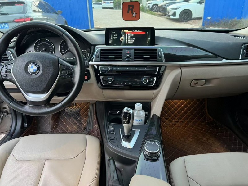 南宁16年宝马3系5