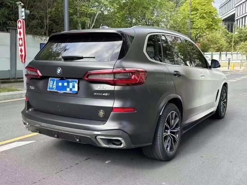 深圳20年寶馬X57