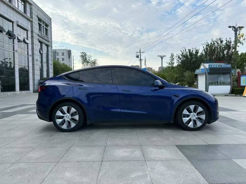 泰安21年特斯拉MODEL Y7