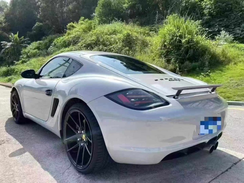 寧德09年保時捷卡曼7