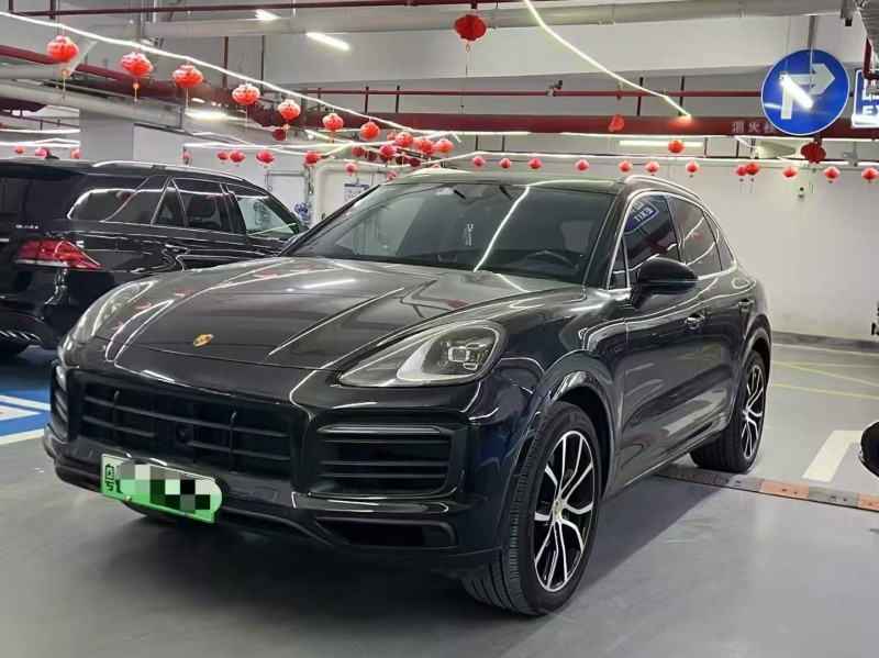 深圳22年保時捷卡宴2