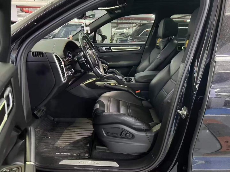 深圳22年保時捷卡宴3