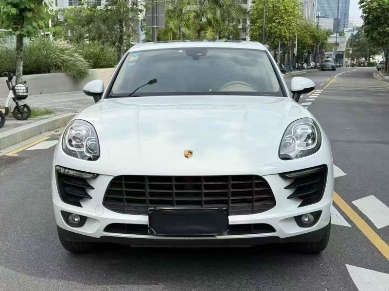 深圳16年保時捷Macan1