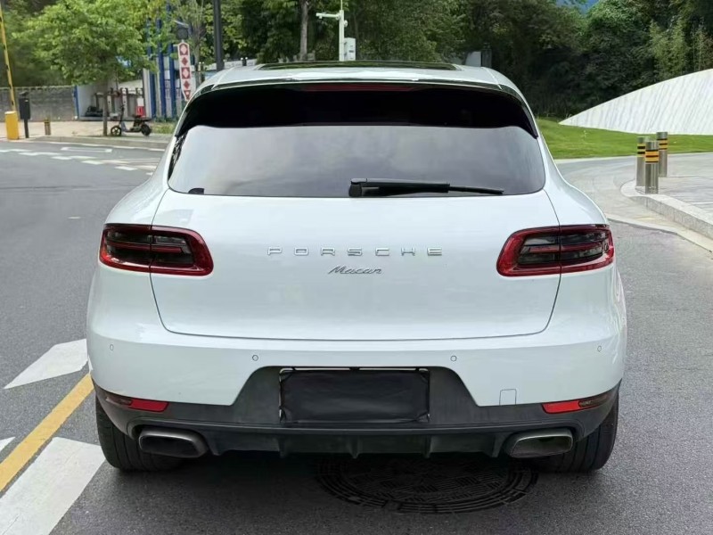深圳16年保時捷Macan9