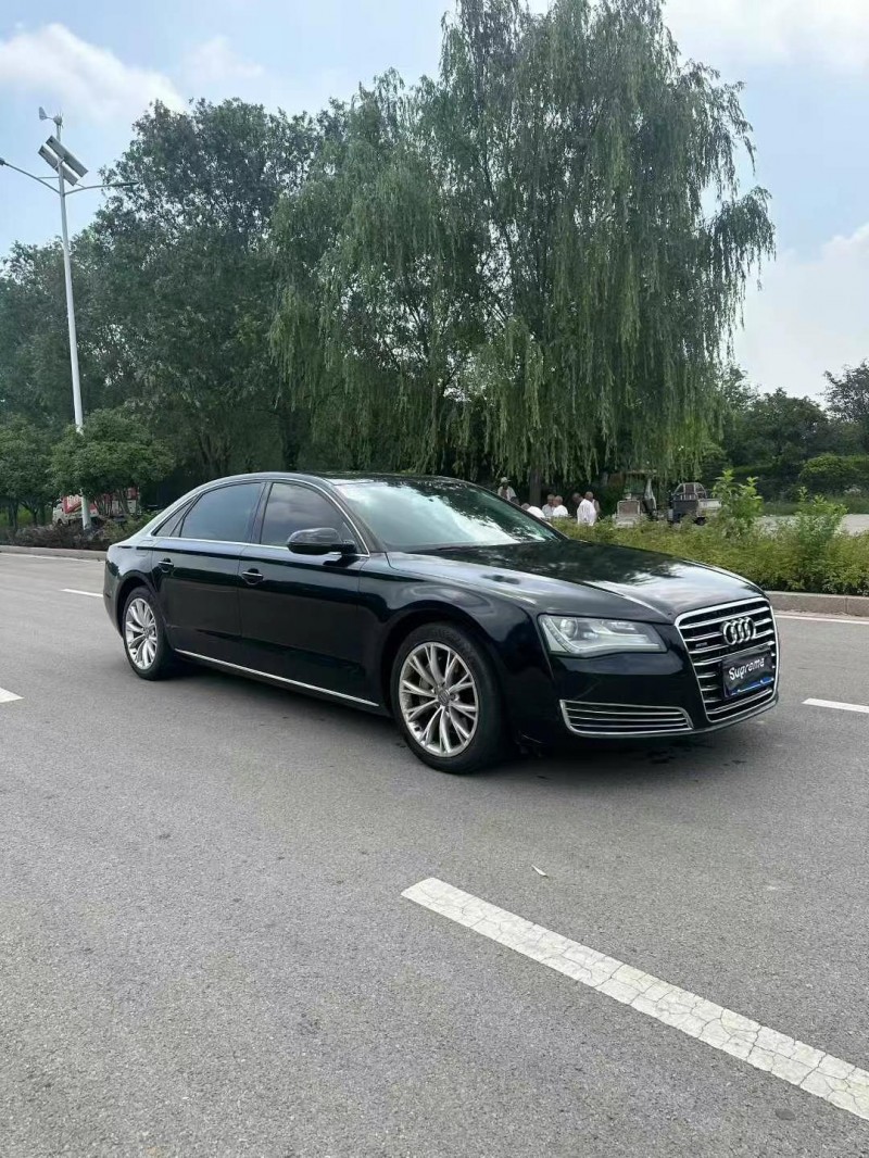 東營14年奧迪A8L2