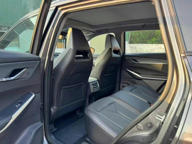 汕头25年长安汽车CS756