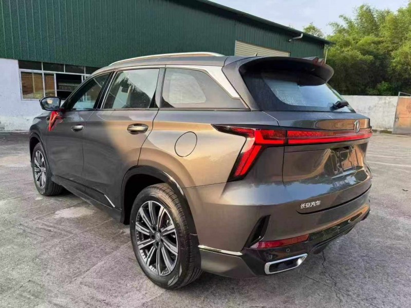 汕头25年长安汽车CS757