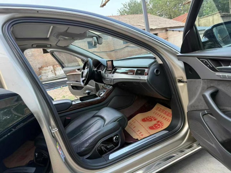 徐州12年奥迪A8L6