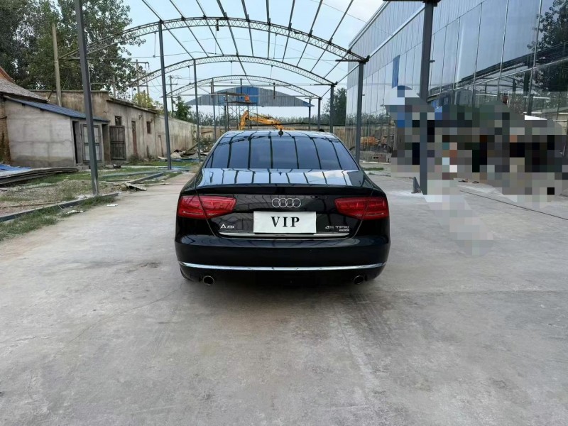 徐州12年奥迪A8L9